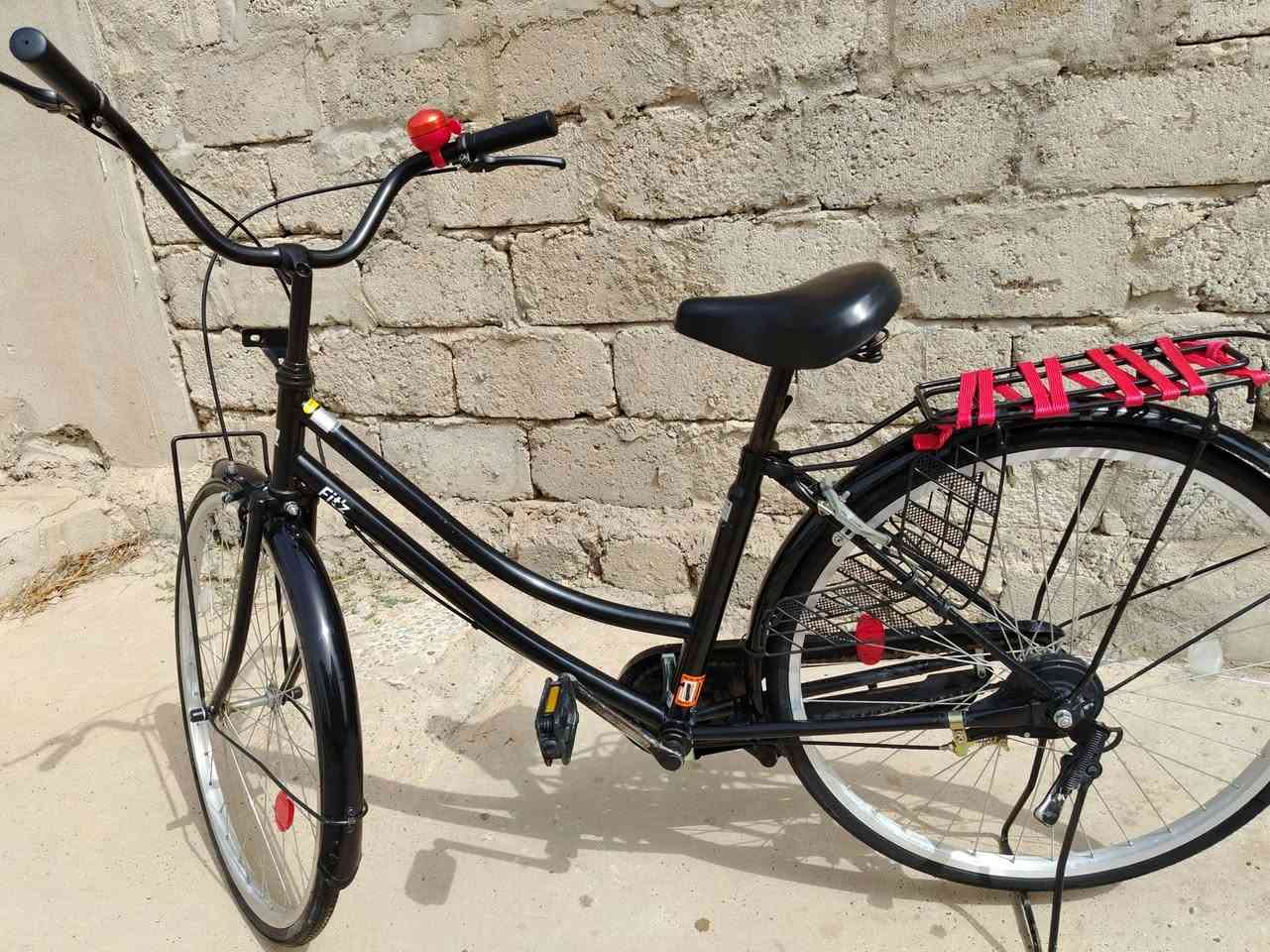 بيع بايسكل عبد الحليم
حجم 26
شرط كلو شغال 
شرط نضيف لوك ولاشخطه
الشركه فانتوس
ادفع سعر عجبني ابيع لاتكسر بل سعر


**إذا كنت صاحب هذا الإعلان وتريد حذفه لأي سبب، رجاءا أرسل رسالة إلى الدعم الفني**