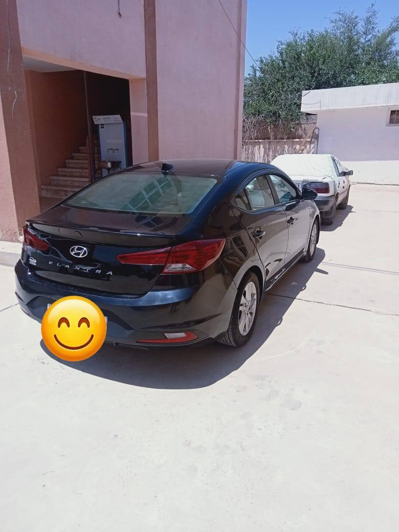 سياره الانترا 2020
فول مواصفات 
الشراي يتصل عل رقم ***********
