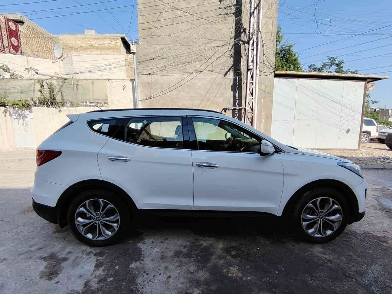 #سلام عليكم من رخصه مدير الكروب المحترم سياره سنتافي موديل 2013 سياره خليجي فول مواصفات سته سلندر كير ومكينه خير من الله سبعه راكب كشن كهرباء تحكمات ستيرن جهتين كامره خلفيه حساس خلفي تبريد تلث قطع تبريد ثلج مري شفط اشاير بل كشنات تدفئه وتبريد سايد  بريك دكمه بردات خلفي سياره بيه صبغ بل بنيد وبل صندوك جواء الرقم شويه صبغ فقط بدون دواخل السياره رقم بغداد دولي هزه جديد سنويه 30 السعر 167 وبيهه مجال بصيط مكاني بغداد حي اور رقمي ***********
