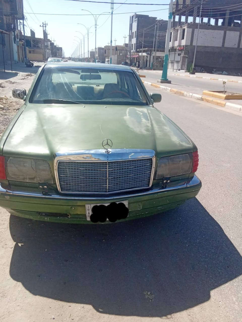 من رخصت مدير الكروب المحترم للبيع مارسيدس موديل 85السعر ١٧ ابيع بدون راعي مااندله عنواني بغداد للاستفسار على الرقم بي واتساب ***********
