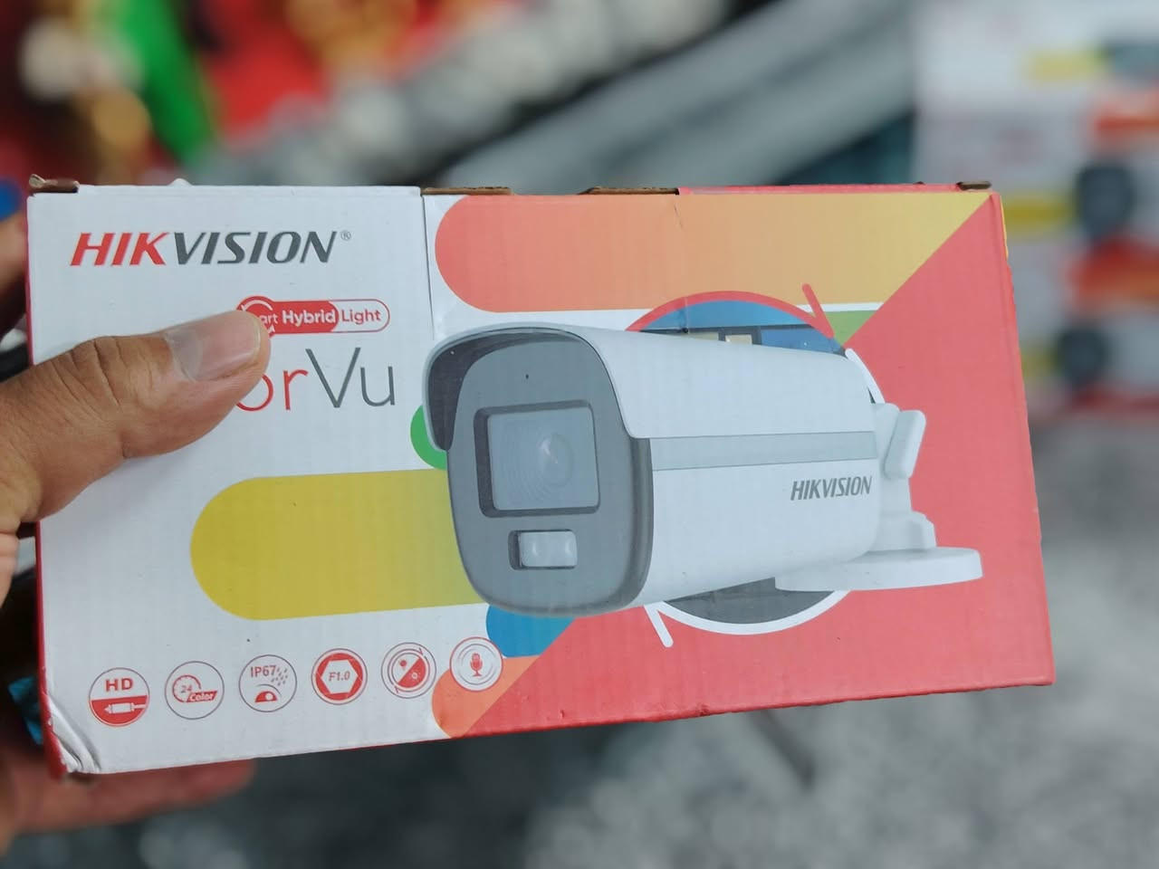 السلام عليكم
جهاز hikvision 8mp  4k
كاميرات 4 hikvision 5mp
فتحة العدسة 3.6
للاستفسار
*********** وتساب
