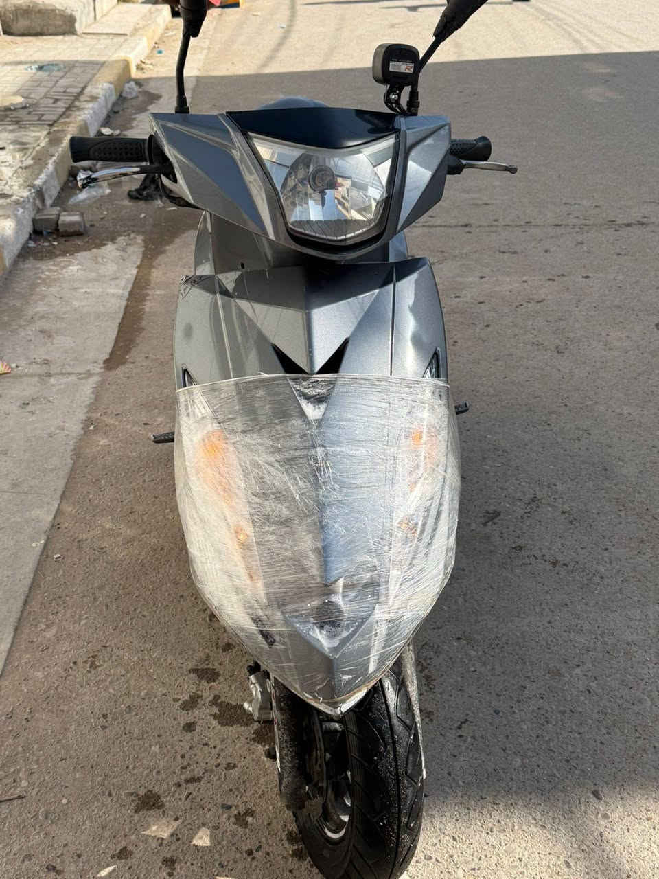 السلام عليكم جي تي ار للبيع دراجه صارله شهرين نازله من رمبه  وشرط كفاله مكينه وكفر  دراجه جديد مكان بغداد العبيدي الرئاسه ***********
