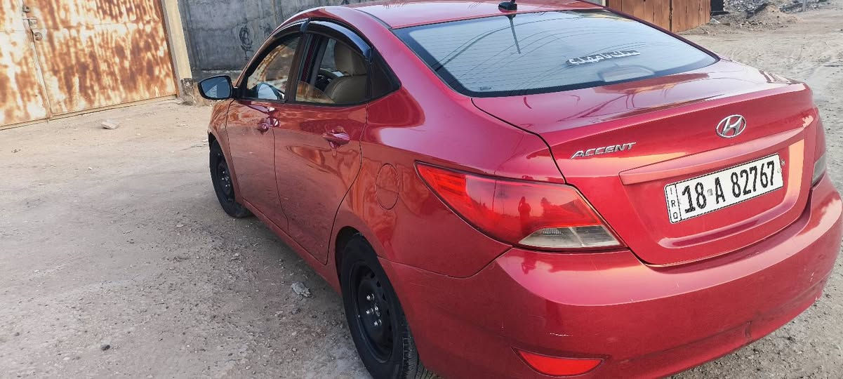 للبيع اكسنت موديل 16رقم بابل وارد امريكي السونار منشور مكينه 1600تبريد ثلج سياره جاهزه للاخير مكانها حله قريت عوفي قرب العلويه شريفه السعر82اتصل ***********
