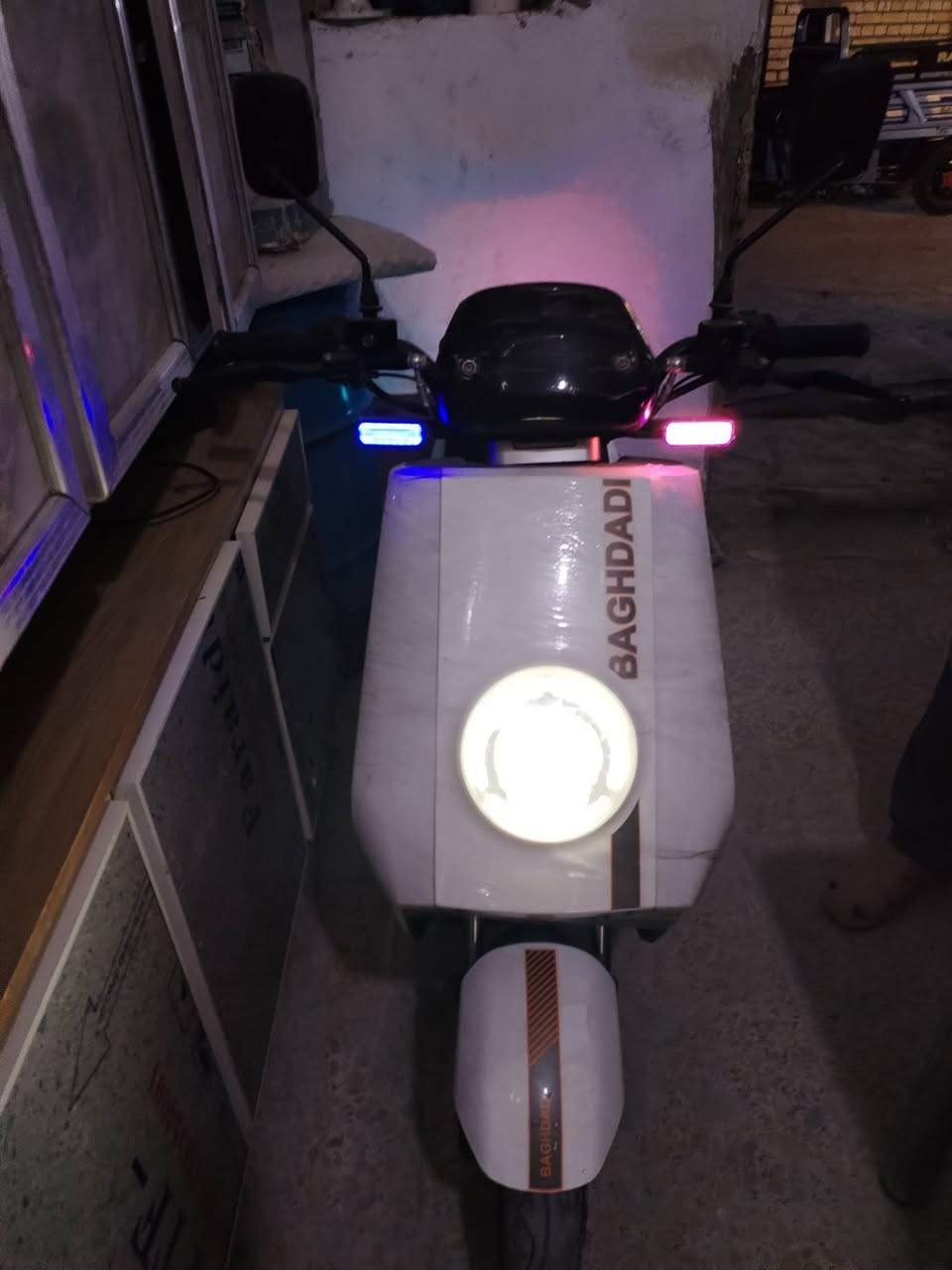 دراجة شحن نوعية بوليس ٦بطارية قلية الاستخدام
السعر ٥٥٠ قفل مكاني بغداد
وتساب ***********
