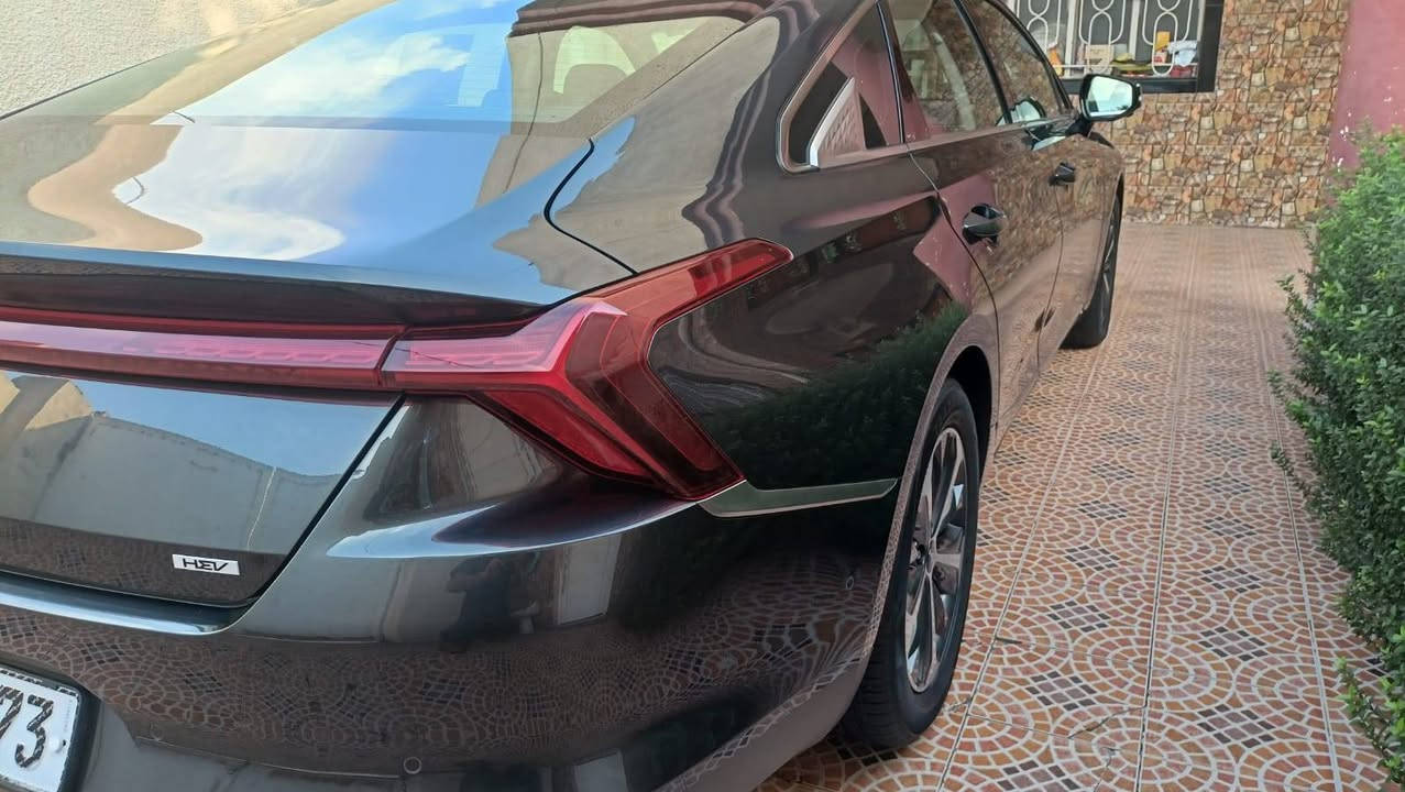 رمضان كريم عليكم ♥️ 
كيا K8 موديل 2023 محرك 2400 هايبرد اي بانزين،كهرباء... وارد كوري.. رقم انكليزي شرط التحويل... ماشيه 22265  أصل .. كفاله عامه عدا فتح فتح جاملغ امامي جهه السائق بدون حادث..فول الفول عدا فتحه السقف... مواصفات...حساس امامي خلفي...كامره اماميه خلفيه...كامرات محيطيه 360 درجه ...حساس ركن.. رادار امامي خلفي وتوقف ذاتي...نقطه عمياء بالمري... اشاره بالمري...مري طوي..لايت زنون عالي ناصي اصلي ابلاد...استيرن تدفئة..شفتات ستيرن...كشنات تدفئة تبريد...شاحن واير ليس...برده جانبيه وبرده خلفيه..تحديد مسار... قيادة ذاتيه...سايد ابريك بصمه... تبريد قطعتين تبريد منفصل...صندون كهربائيه... وبعد مواصفات....السعر225  ورقة وبيها مجال حك الجيه...لكم فائق الاحترام والتقدير.. رقم الهاتف ***********
