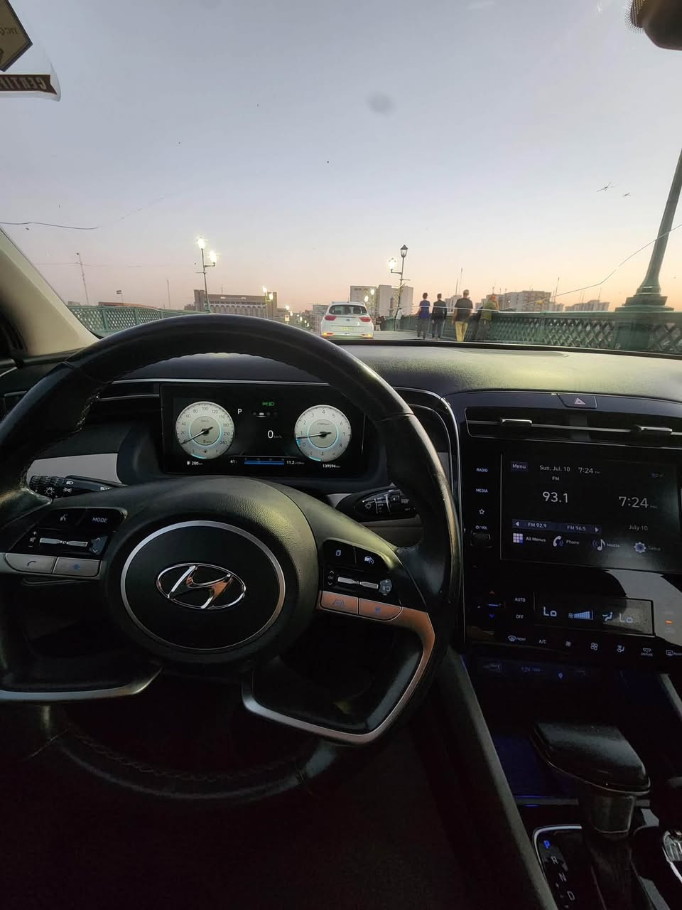 HYUNDAI TUCSON 2022
هيونداي توسان 
فول VIP
لون نفطي 
رقم اربيل
  
محرك 2500
الموديل2022
           
         =مواصفات👇👇

فتحه بانوراما 
شاشه كبيره نفكيشن
بصمه
رادار امامي + خلفي + جانبي
قياديه ذاتيه
توقف ذاتي
مانع تصادم
تحديد مسار
نقاط عمياء
كامره خلفيه
كراسي  جلد 
كرسي كهرباء 
كراسي تدفئه
مثبت سرعه
تحكم ستيرن
نظام قياده ذاتيه
تشغيل عن بعد 
هاند بريك كهربائي
اوتو هولد
باب خلفي صندوك كهرباء
اضويه اماميه زنون LED
كشافات ضبابي LED
اضويه خلفيه LED
نظام GPS خرائط
3 انظمة قياده 
NORMAL/ECO/SPORT
بلوتوث 
مدخل USB + AUX
عداد الماسفه 140 الف كيلو  قابل للزياده
حادث قبق جنطة 
بدون دواخل ايرباكات سليمه
صور الحادث موجوده 
*********** غير متواجد عله الفيس 
مكان السياره بغداد شارع حيفا
