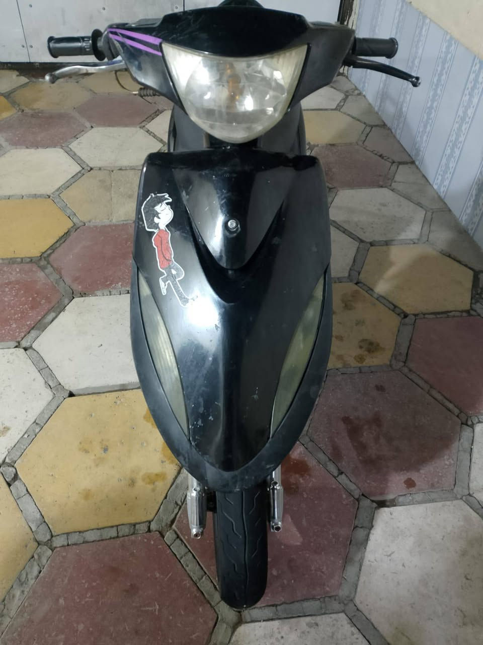 سلام عليكم دراجه ماكس عدله
بوشتها 50مالتها بلاديه مفتوحه  ولفات 
دراجه خير من الله تاخذها وتترحملي شغاله هندر سلف 
شلعه ومعدل ونعومه فول 
السعر خاص  للاستفسار ***********
