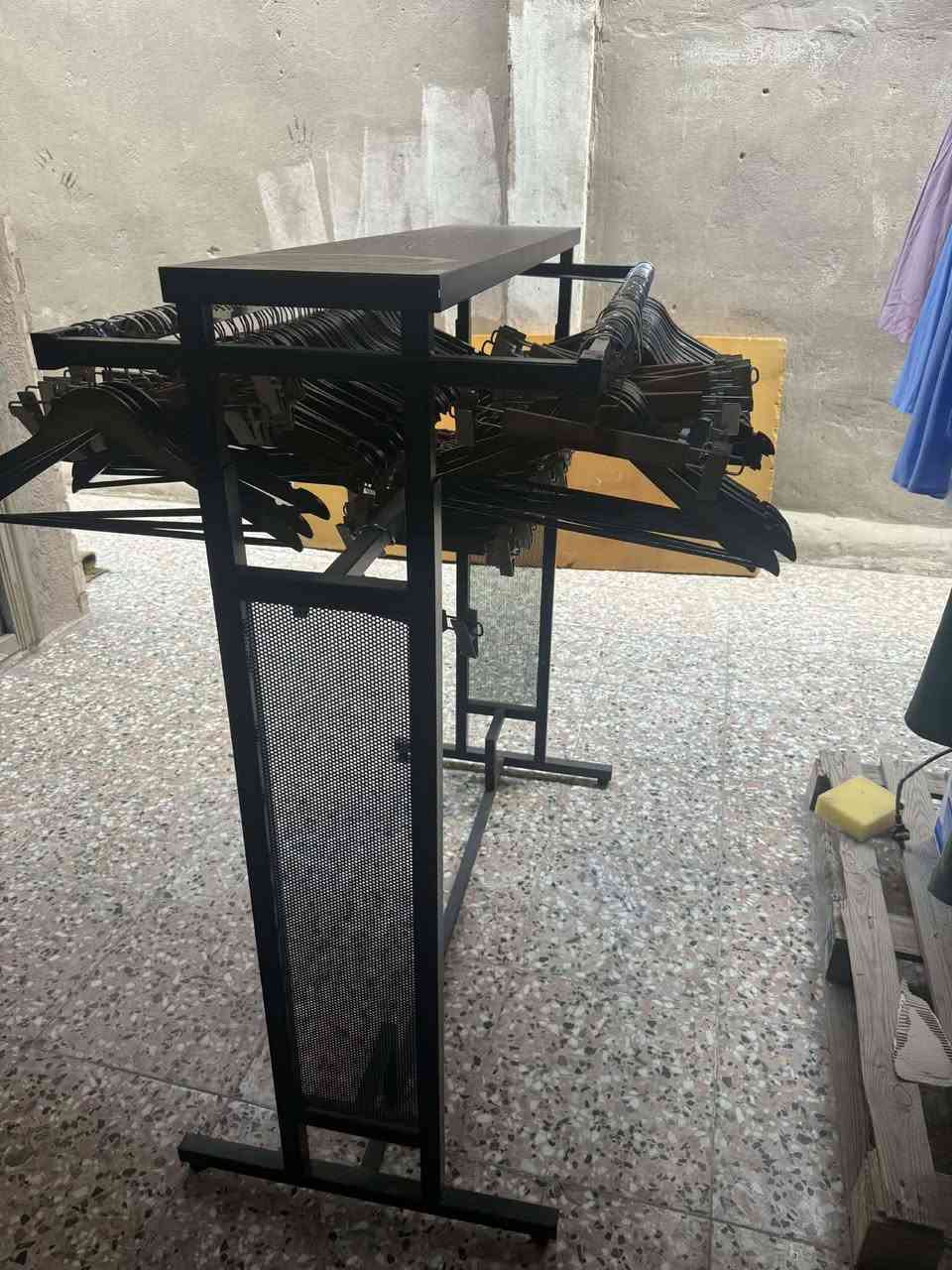 السلام عليكم غراض محل للبيع معزلي الميز جديد ممستخدم ومامشدود والكرسي جديد واكو ملابس جدد للبيع للستفسار مراسلتي خاص مكان بغداد شعب


**إذا كنت صاحب هذا الإعلان وتريد حذفه لأي سبب، رجاءا أرسل رسالة إلى الدعم الفني**