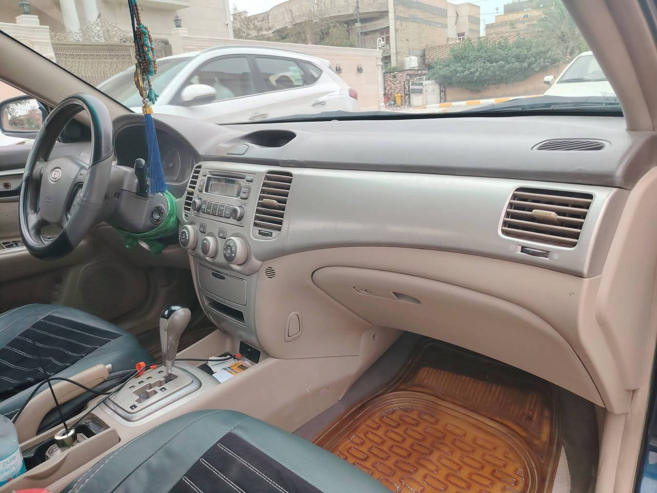 اوبتيما ٢٠٠٨ خليجي مكينه وگير مكفولات بدون فتح ولا تنقيص رقم بابل انگليزي بأسم جاري وصديقي سونارها موجود بدون ضربه ومعجون صبغ بنيد ونص الچاملغ الخلفي سيارة جاهزه من كلشي
سعرها ٩٨ 
مكانها بالغراف
***********
واتساب واتصال
