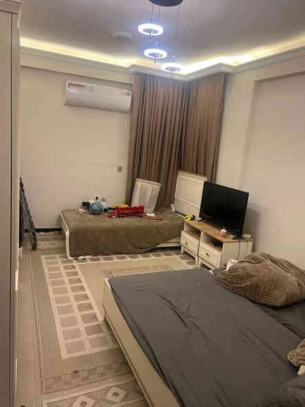 السلام عليكم
شقة للبيع _ في مجمع الرفاه السكني  منطقة البلديات مساحة الشقة ١٦٠ متر  ( طابق الثالث ) استلام جديد وجاهزة للسكن تتكون من ثلاثة غرف نوم نوم و صالة و مطبخ و صحيات عدد (٢) وبلكونات عدد (٣) جديدة   تحتوي على مطبخ كامل وتم عمل ديكورات للشقة  + انارة ظاهرية وإنارة مخفية  للشقة كلها علما انها تحتوي نظام تبريد سبلت في كل غرفة + نظام الغاز انابيب + نظام إنذار الحريق +موقف سيارة خاص بالشقة علما بان العمارة مجهزة بالكهرباء ٢٤ ساعة و مصعد عدد (٢)  علماً توجد في كل طابق أربعة شقق فقط ونظام امن  السعر ٢٩٠  مليون وبنظام الدفعات ميسرة  لمدة ٧ سنوات 
الاستفسار على الرقم 

0776 163 0217
