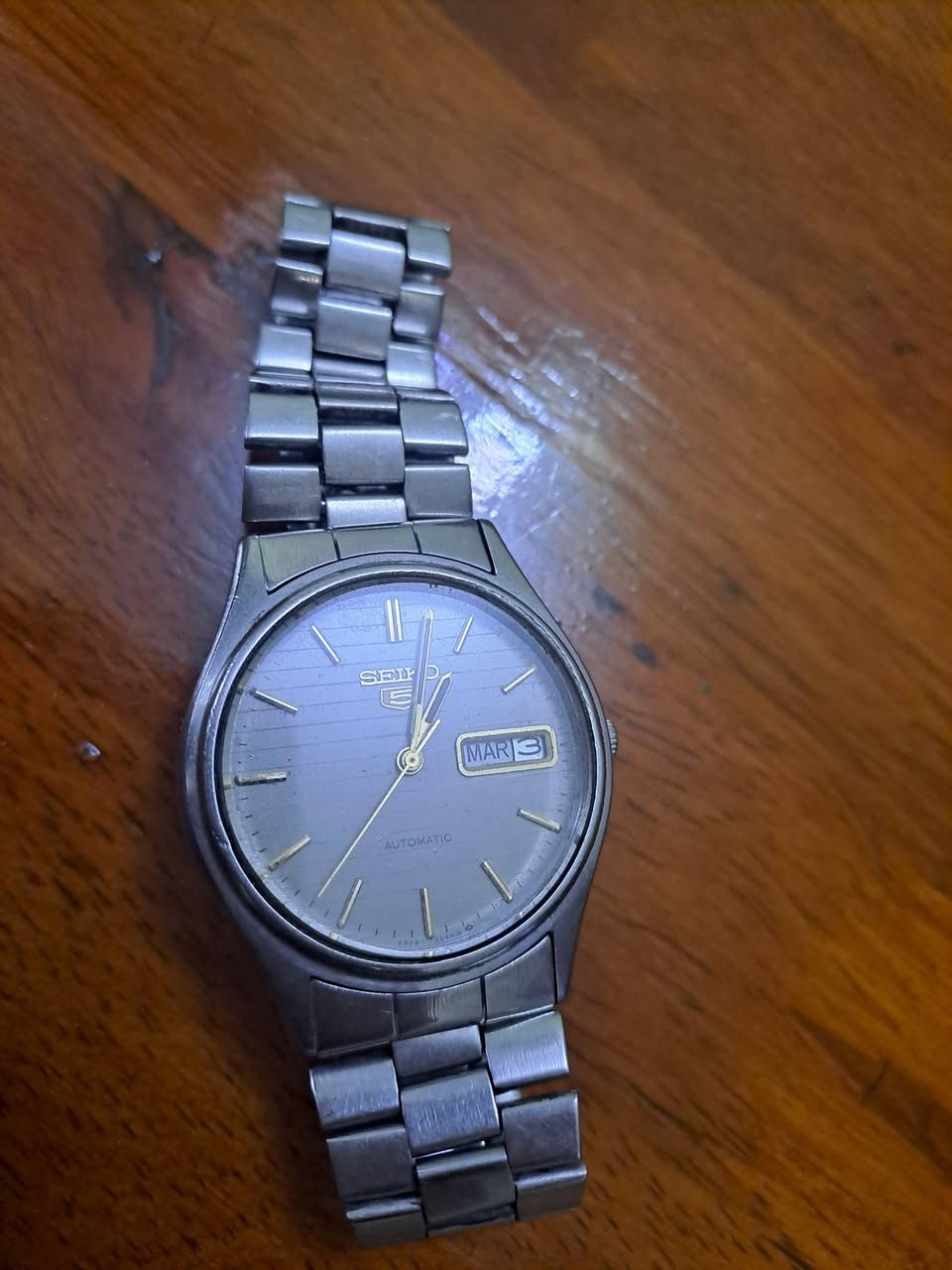 السلام عليكم
ساعة سايكو SEIKO 5اوتو بحالة جيدة
نضيفة شغالة


**إذا كنت صاحب هذا الإعلان وتريد حذفه لأي سبب، رجاءا أرسل رسالة إلى الدعم الفني**