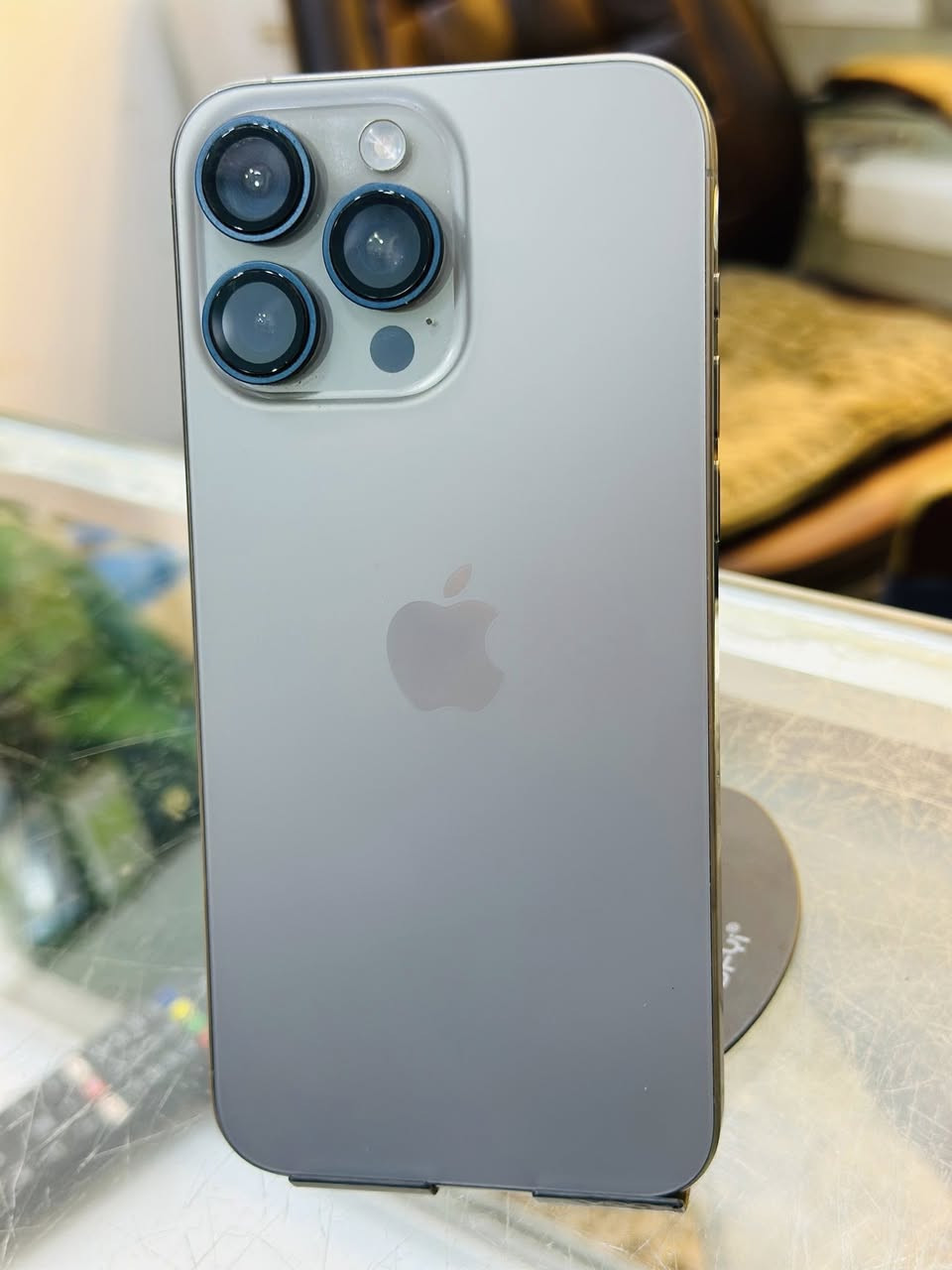 سلام عليكم ايفون 15 برو ماكس مستبدل شاشة او بطارية نوعيات مضبوطة اجهاز علة ايدي فاتحة السعر 650 مكاني بغداد الحسينية رقم *********** توصيل موجود
