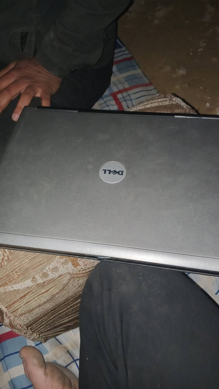 سلام عليكم حاسبه شغاله عوزها شاحنه سعر 50 قفل
والعاكسه شغاله سعر 15
 لانتصال فقط ***********
