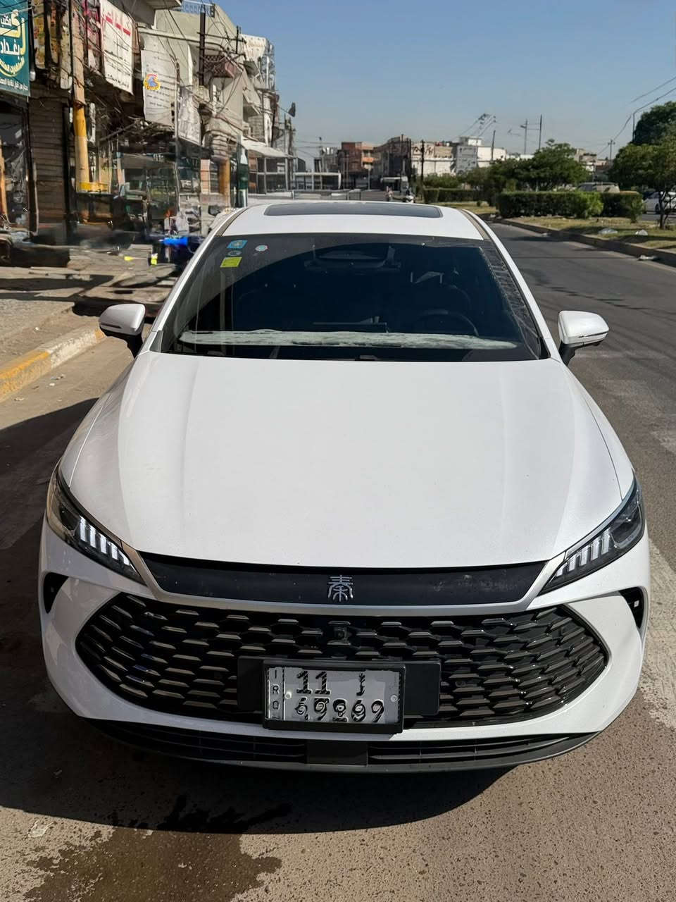 سلام عليكم byd qin plus  للبيع 13 كامره فول الفول السياره مكفوله كفاله عامه من الشخط والرصعه والصبغ والبارد جديده جدا اخت الزيرو ماشيه 6000 فقط السعر 22700 وبيها مجال بسيط للاستفسار اكثر الاتصال ***********

