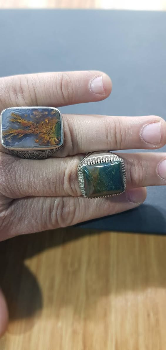 للبيع محابس عقيق شجري تحف   نادره   ...  للاستفسار واتساب ***********
