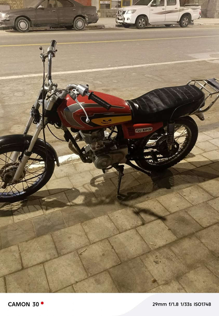 السلام عليكم  
دراجه نامه لا تنقيص ولا تبخير مكاني قضاء الصادق 
السعر 350 بيع مستعجل رقم الهاتف ***********
اخوان الدراجه كامله ما بيها اي نقص المو شراي لا يراسل
