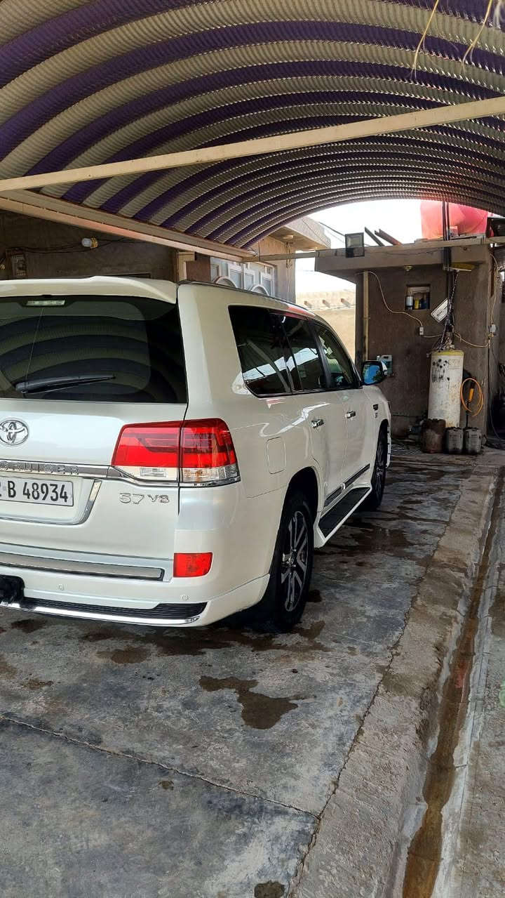 2017 8سلندر 4600 كفاله عامه سونارفووول مواصفات ساز ابيض صدفي 4كامرات ماشيه 155 الف باسمي تحويل سنويه28مكان سياره الكوفه نجف ***********
