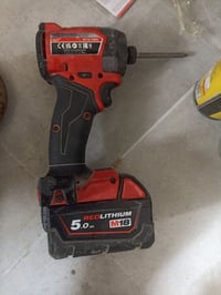 ميلواكي • دريل امباكت • مستخدم قليل