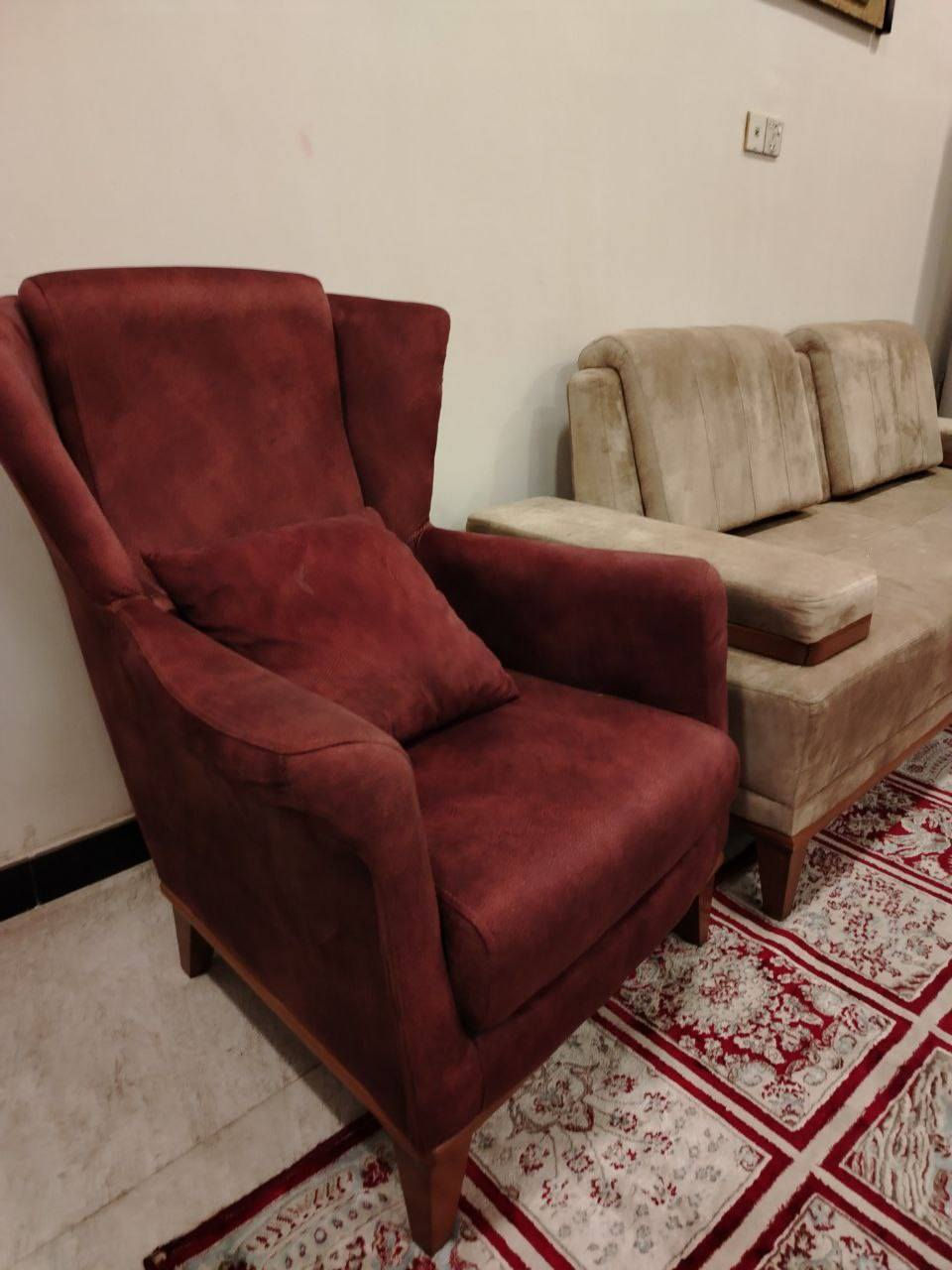 أغراض منزلية جديده كلش استفسار واتصال ع الرقم ***********
