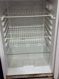 ثلاجة مستخدمة • بدون عطلات • تكريت الاربعين