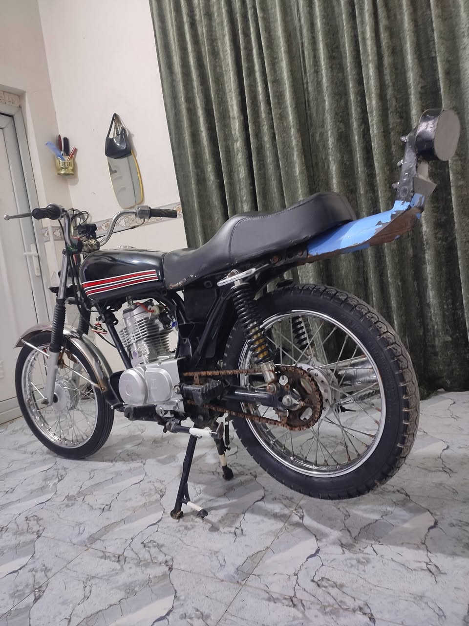 سلام عليكم دراجه البيع كلك مكفوله من سرقه تعمير 26
ما مفتوحه دراجه خير من الله شراي نتصل ***********  مكاني ناصريه مركز
