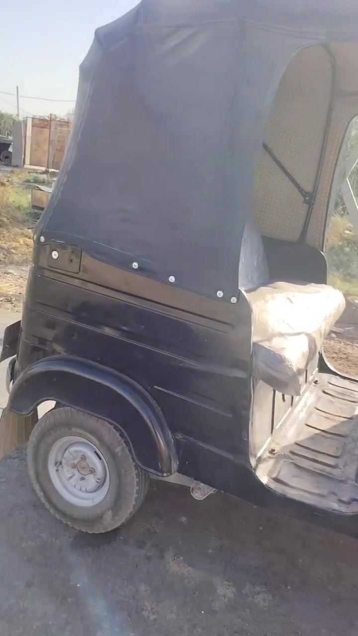 السلام عليكم تكتك موديل 18 للبيع بأسمي شخصيا التكتك گايمه ابيع گايمه اشتريتها قبل شهر  وهسه اريد ابيعها لان احتاجيت فلوسها سعرها 5200 وبيها مجال ***********
