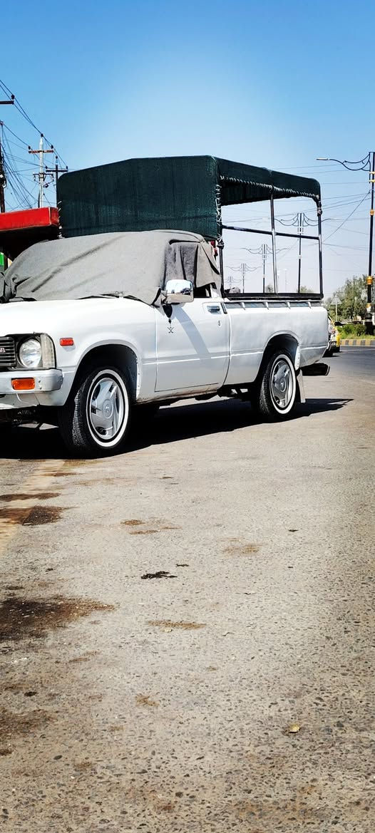 سلام عليكم بيكم 1980طخم صدر جديد سيارة جاهزه من كلشي كهربايات كله شرط الشغل رقم نينوي الماني كاربون بانزين باقي التفاصيل على رقم ***********بي واتساب
