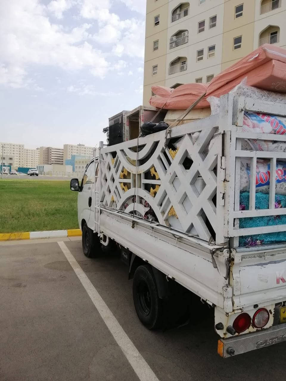 السلام عليكم🙋‍♂️ زبائننا الكرام
***********
*********** اتصال/ *يوجدلدينا كيا حمل لنقل الأثاث داخل وخارج بغداد وبسمايه وجميع المحافظات🌎🧿وبأسعار مناسبا 💸💸💸💸
***********
***********اتصال/ ويانه كلشي سهل باذن الله 
 من نقل الاثاث العام 🌹والتحويلات من بيت💚الى بيت* اخر 🏘️ 💒🏯🏯🏯🏯🏯
ومن بغداد الى المحافظات او بالعكس
 توجد سيارات (كيا بنگو/🚛/) وكادر كامل من العمال الموهوبين في حمل الاثاث الاتصال على الرقام التاليه ***********☎️ 
         ***********☎️
