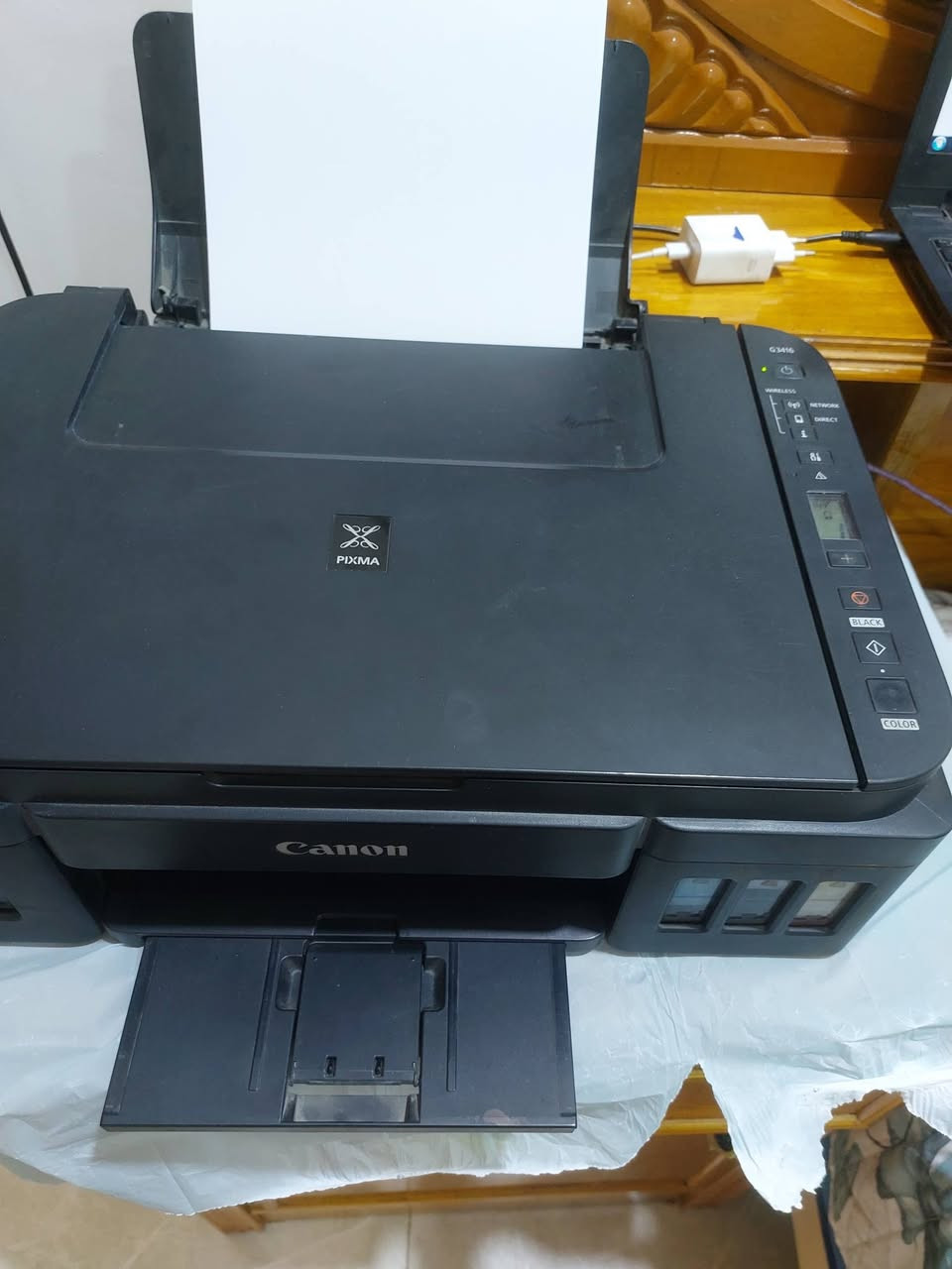 3416 للبيع سعر ١٠٠ الف  بصره هاتف *********** الوانها باهته. بالنسبه للصور ملازم. استنساخ مابيها اي اشكال
