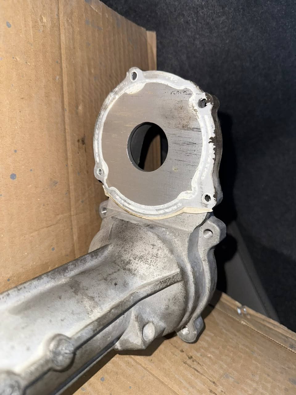 لشة مشط ستيرن موديل ٢٠٢٣ بعده بوضع الشركة الغرض منها اذا جان ستيرنك ثكيل وماطورك مابي شي شغال تكدر تستفاد من هذا بدون متبدل مشط كامل بس تحول غراضك هنا وتشده يرهم من موديل ١٥ الى ٢٣ 
السعر ٧٥ الف
عنواني بغداد


**إذا كنت صاحب هذا الإعلان وتريد حذفه لأي سبب، رجاءا أرسل رسالة إلى الدعم الفني**