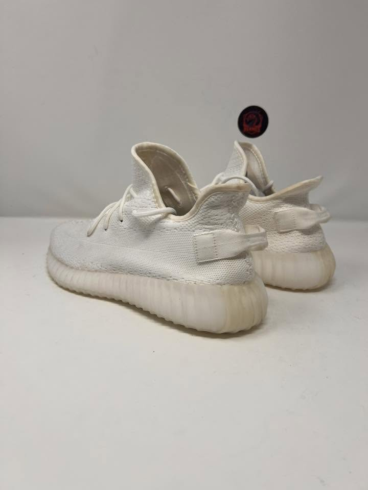 متوفر ✅
Adidas yeezy 350
الحجم:45(29سم)
الوصف: باله فيتنامي نظافة 💯، بدون وزن وفوم مريح جدا 

السعر:  30  الف دينار عراقي.

🚚 يوجد توصيل لجميع المحافظات وجميع المناطق في العراق

ادخل انستا شوف القطع القويه المتوفره 
https://www.instagram.com/hermes.storex?igsh=MTQwdWQ4OTZ1YmxoMg%3D%3D&utm_source=qr


**إذا كنت صاحب هذا الإعلان وتريد حذفه لأي سبب، رجاءا أرسل رسالة إلى الدعم الفني**