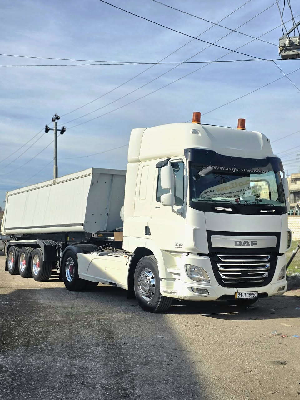 Daf  2015 440 مواسەفات ئیکۆتۆماتیک ڕیتایدەر سەلاجە بۆیلە وینجو کۆنتڕۆل بیلادیە تاقم تایە تازەیە تاقم ویل کرۆم726 هەزار  ڕۆشتوە سەیارەکە بێ نوقسانی بێ مەسرەف هەمو گیانی بەشەرتی مەکینە عەکسل شەنسی بۆیاخ ***********  ***********
