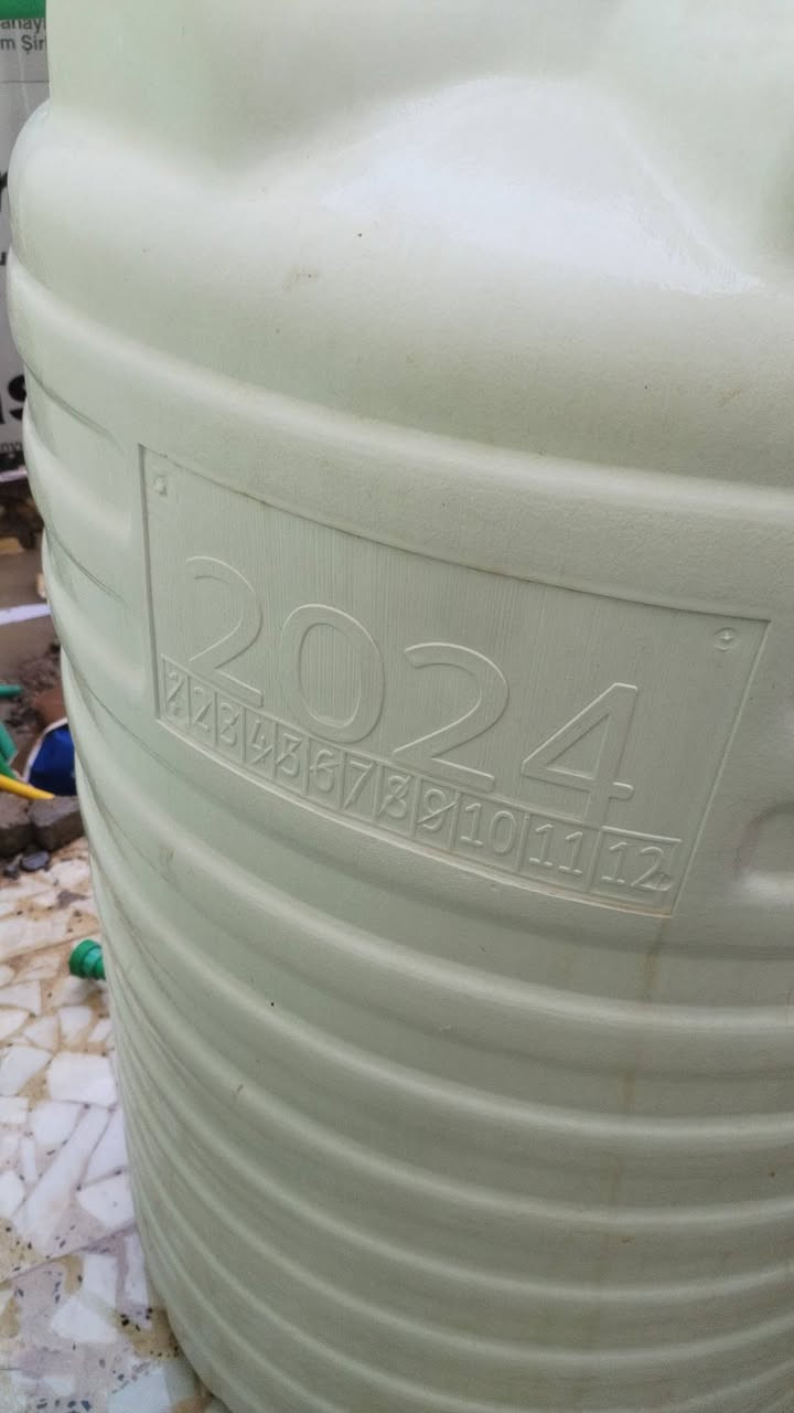 خزان 500 لتر 50 قفل 
جديد استعمال شهرين 👍🏻👍🏻👍🏻👍🏻


**إذا كنت صاحب هذا الإعلان وتريد حذفه لأي سبب، رجاءا أرسل رسالة إلى الدعم الفني**