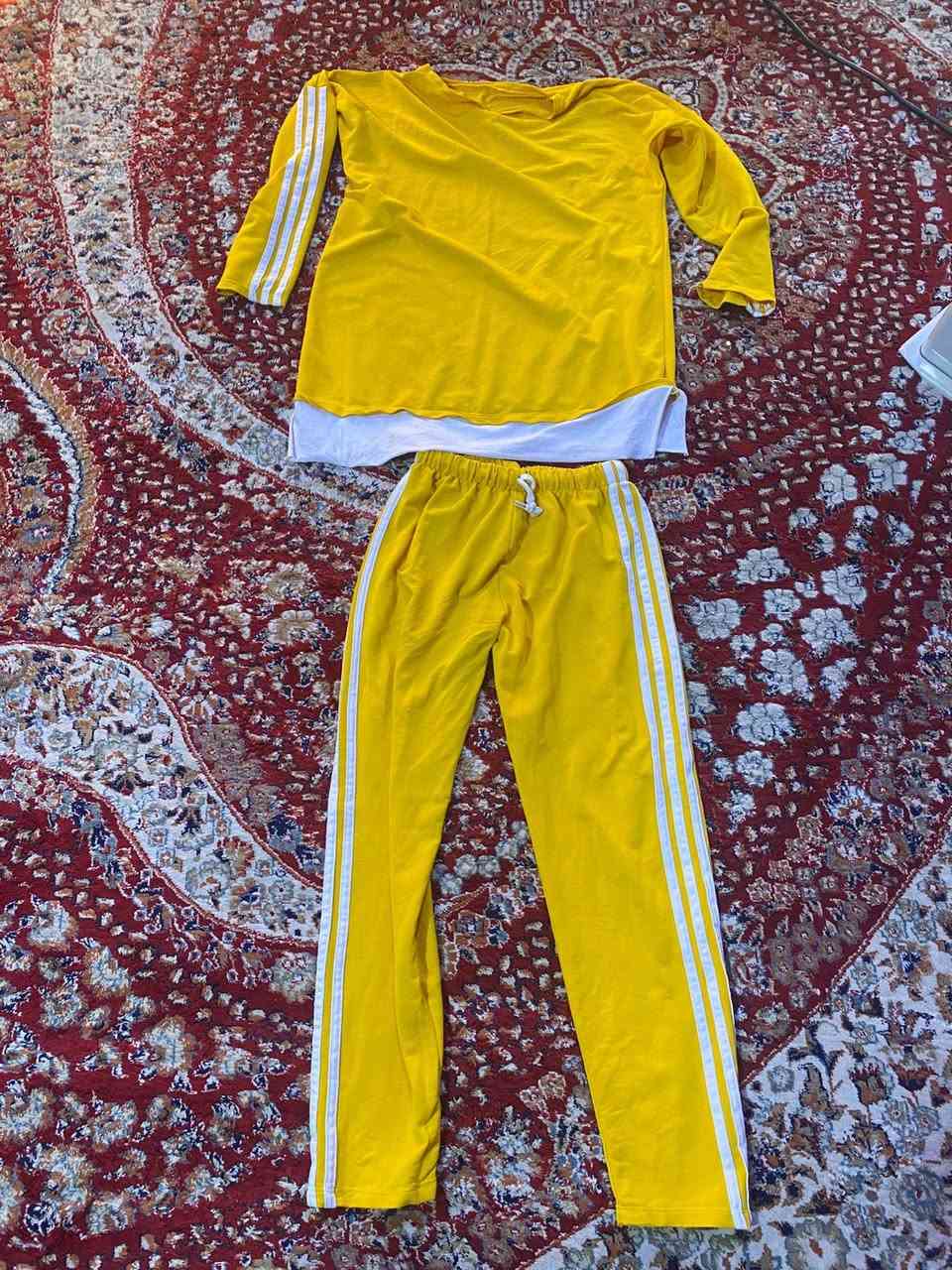 مرحبا مكلفه بالنشر قمصان ثنين الملون ملبوس مره وحده والثاني يمكن مرتين كلش جديدات ونظيفات الملون عبالك ماملبوس ماخذين الواحد على ٢٠ ديبيعووعن يلبسن قياس ٣٨ او ٤٠ القمصان وياهن بقيه الصور كلهن ب ١٥ نهايتهن


**إذا كنت صاحب هذا الإعلان وتريد حذفه لأي سبب، رجاءا أرسل رسالة إلى الدعم الفني**