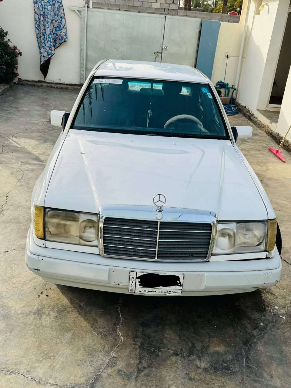 مارسدس دب موديل 91  السنويه ل 29 شرط التحويل ثاني يوم محرك 2500 بطه كير محرك خير من الله السياره مكفوله من ضربه السياره مشروع وطني قواعد الدبل بلاد السعر 63 وبيها مجال المكان ديالى شهربان ***********

