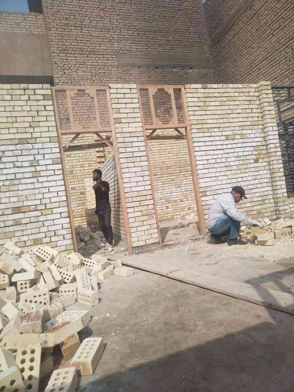 السلام عليكم
يوجد كادر خلفات بناء. طابوك شغل درجه اولا شرط
 استلام مهندس عدد خلفات مفتوح 
 للعمل في مجمعات سكنيه
مدارس


**إذا كنت صاحب هذا الإعلان وتريد حذفه لأي سبب، رجاءا أرسل رسالة إلى الدعم الفني**