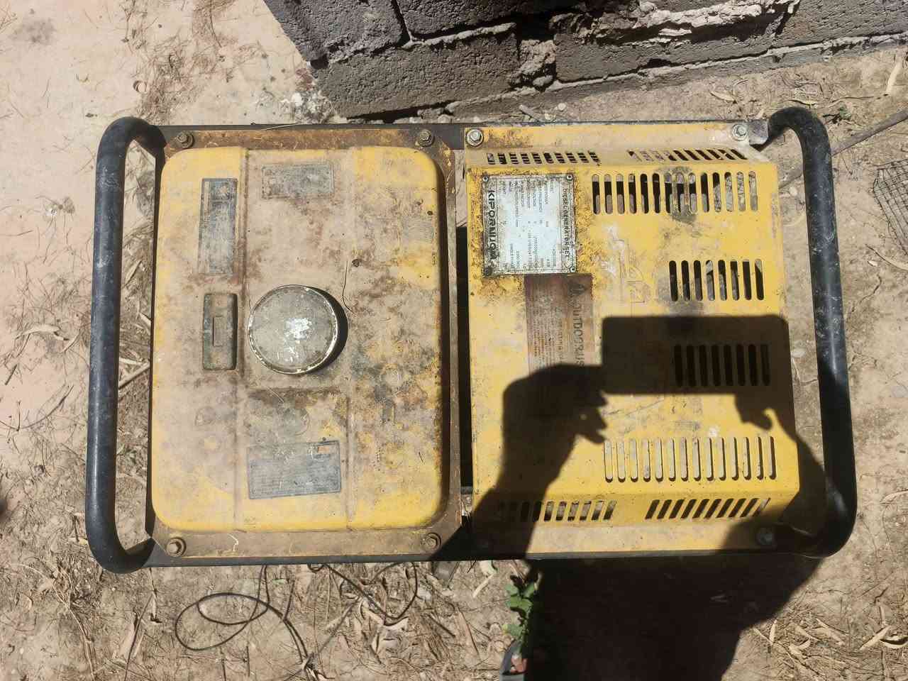 بەناوی خوای گەورە
مۆلیدە بۆ فرۆشتن هی ناو باخە 
سولفو هەندلە بێ عەیبەو ئیش ئەکات 
٢٠بۆ٢٥ ئەمپێرە 
سعری٥٢٥ هەزار مەعمەلەیە کەم 
شوێن سمود


**إذا كنت صاحب هذا الإعلان وتريد حذفه لأي سبب، رجاءا أرسل رسالة إلى الدعم الفني**