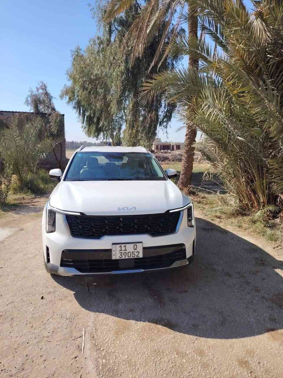 سورنتو ٢٤ كفالة عامة رقم بغداد دولي باسمي ماشيه 22الف حقيقي ٦ سلندر ٧ راكب  كير موس جنطة كهرباء وباقي  هواي مواصفات قمارة حديد مكاني بابل الشوملي السعر320$ وبيه مجال
موبايل ***********
