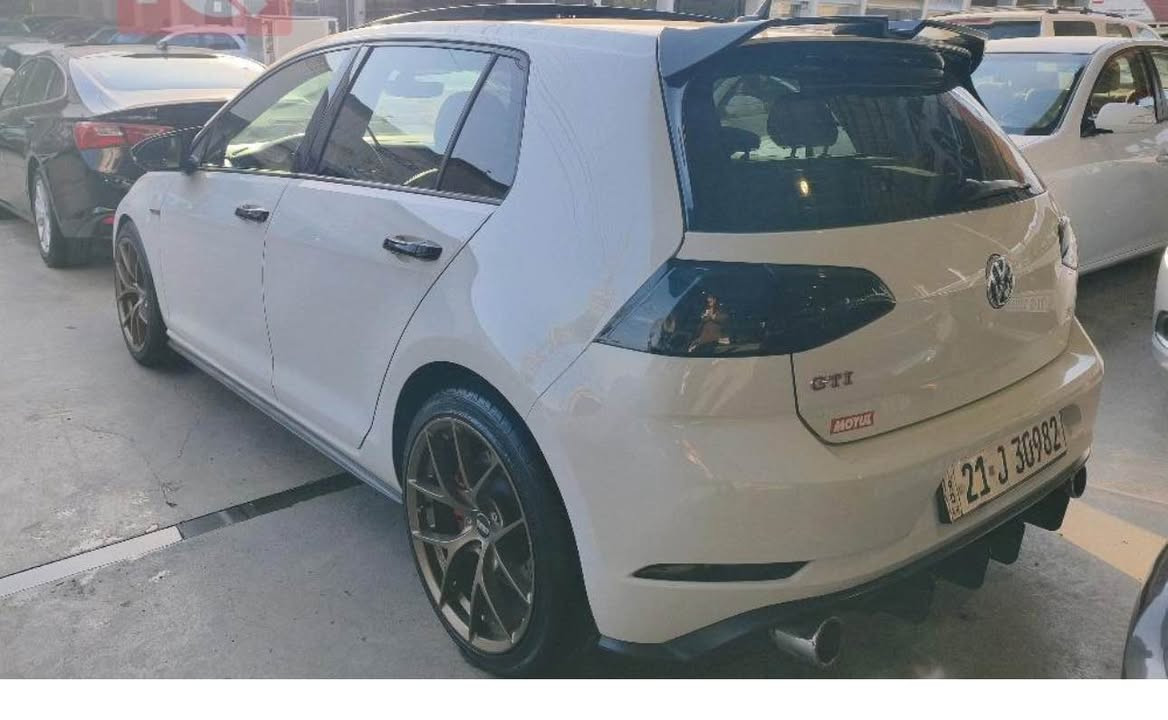 گؤلف ٢٠٢٠ (GTI) فول مواصفات شاشه ديجيتال و ويل بيبي إس  افلنجات اتوبان فول سيارة بس بونت حادث و محدث كاربون فايبر لايتات ديناميك سياره ستوك ٣ مكان بارد ( للبيع و مراوس) مكان سياره اربيل ……*********** أربيل, العراق
