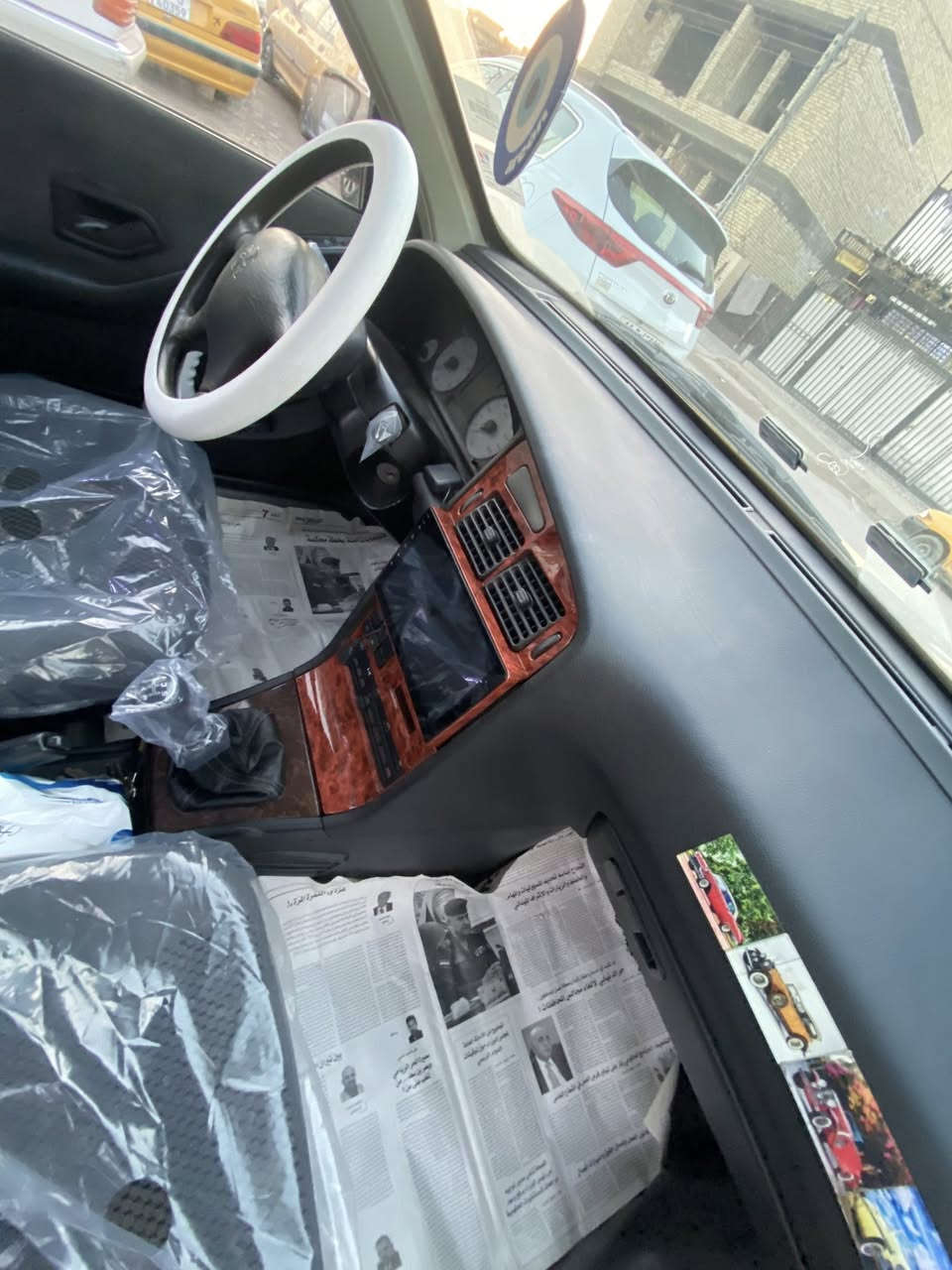 السلام عليكم بيجو بارص 15 
تخم تاير جديد 
صدر امامي خلفي جديد 
تبريد ثلج 
مكينه و كير جديد 
لسياره خير من الله مناقصه شي 
السياره معمر الهلال الايمن وشوي باخين الباب والجاملغ الايمن بي طخه مكحل 
باسمي تحويل ثاني يوم 
سيبايه ابو عمار و شاشه السياره ربع ماذب عليها 
مكان السياره بغداد الحبيبيه 

لاستفسار انتصل 📞على الرقم ***********
