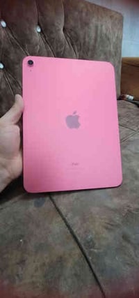 ايباد10 ذاكره 64  بطاريه100جهاز بلادي مكفول  جديد بمعنا الكامله اذا بي...