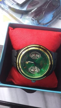 سلام وعليكم ساعه ماركه سوتاش سويسريه مزاد اعلى سعر ابيع للاستفسار 0784...