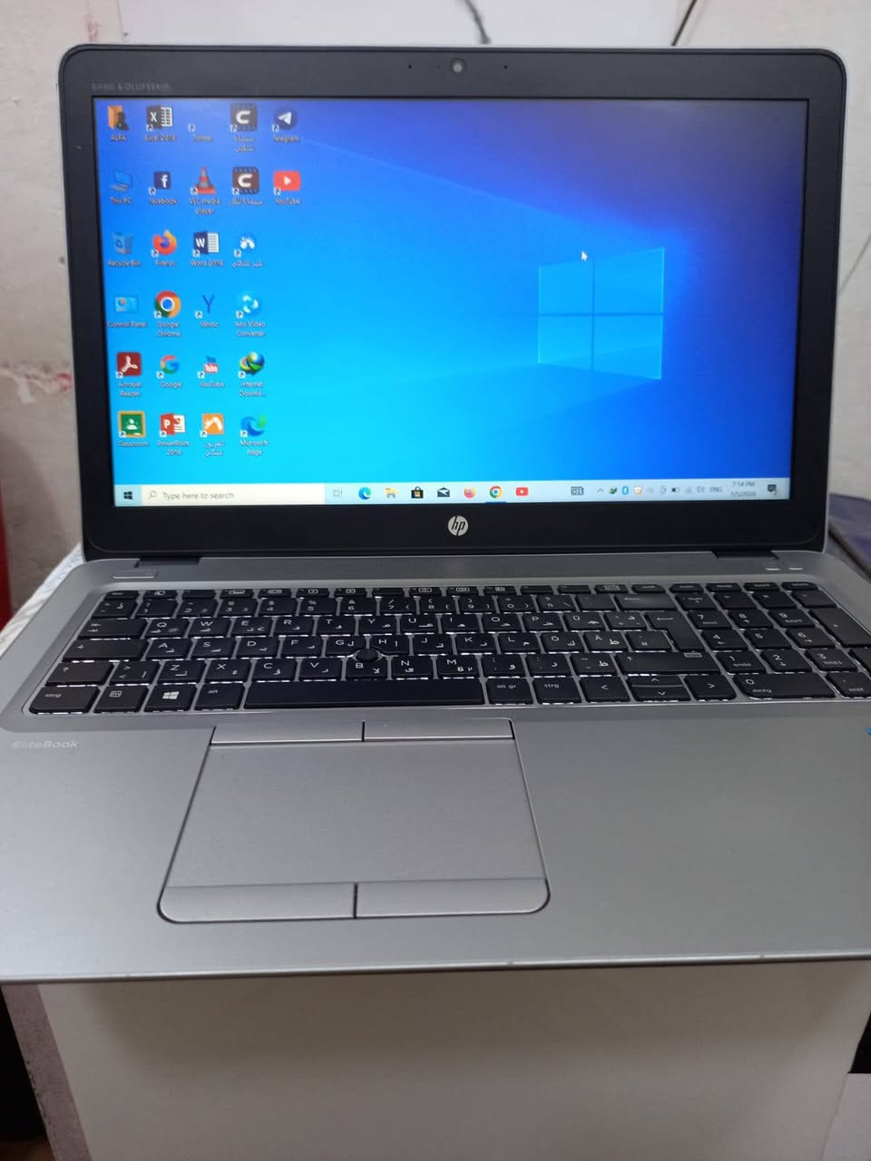 لابتوب hp
الجيل السابع 
حجم الشاشة 15.6
المعالج كور اي 5  الجيل 7
الهارد  256     ssd 
الرام 8.  ddr4 
كارت الشاشة  4  شير 
حجم الشاشة  15.6
الشحن اكثر من ساعتين 
الشاحنة اصلية 
يوجد منفذ تايب سي للشحن ولنقل البيانات  
الجهاز مكفول من العطل والتصليح
 الملحقات شاحنة وجنطة 
السعر   225
للمزيد من العروض ادخل على اعلاناتي 
***********
***********
يوجد توصيل
💯💯💯💯💯💯

تتوفر لدينا مجموعة لابتوبات بأسعار مناسبة ومواصفات مختلفة
