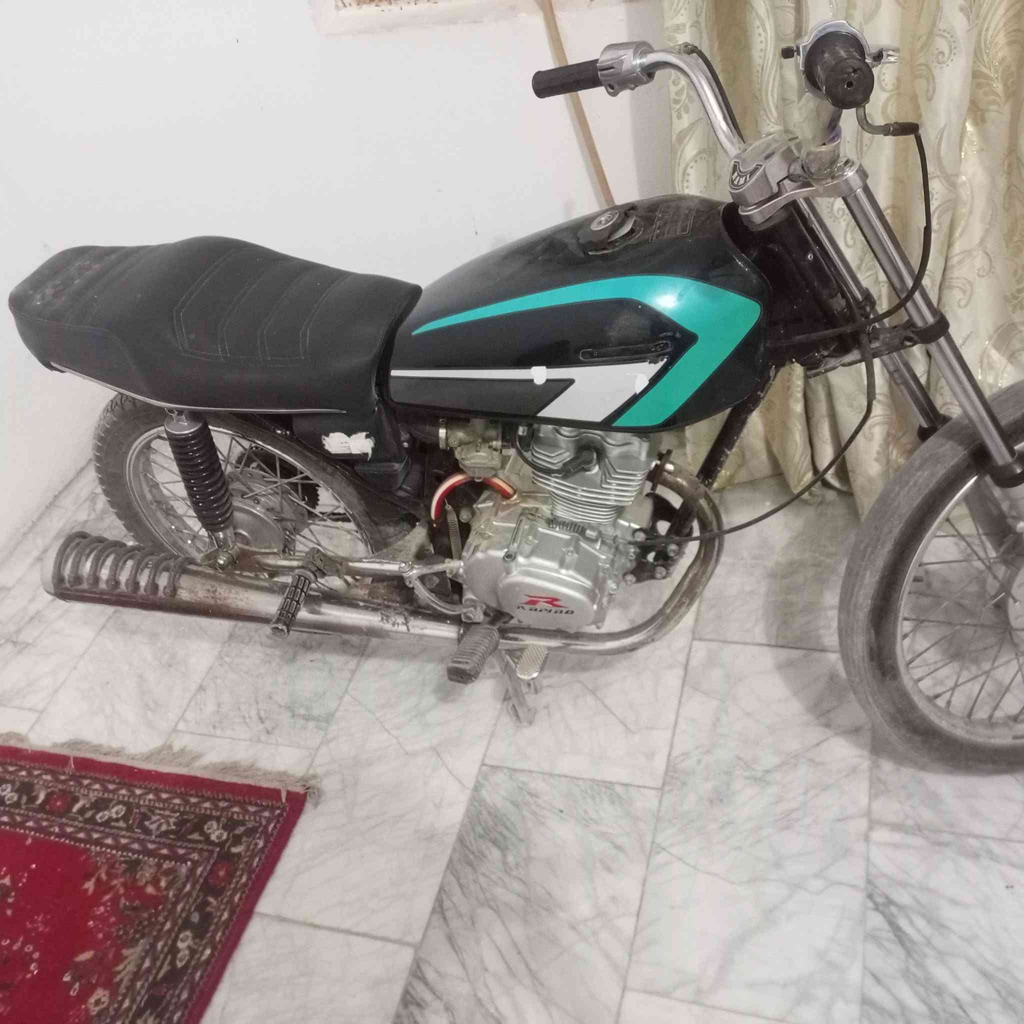 اربعه كير البيع محرك رابيدو يرادله تصفاه وياله بس سعر 400وبيه مجال ***********
