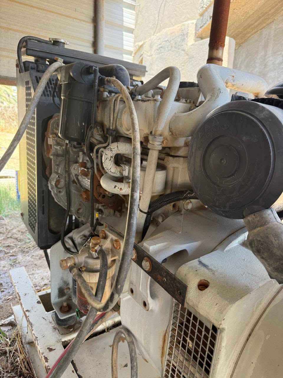 السلام عليكم مولد بيرنكز للبيع 3 سلندر سوبر جديدة ومكفولة مال بيت 60Kv مكاني الكوت للأستفسار الاتصال ***********
