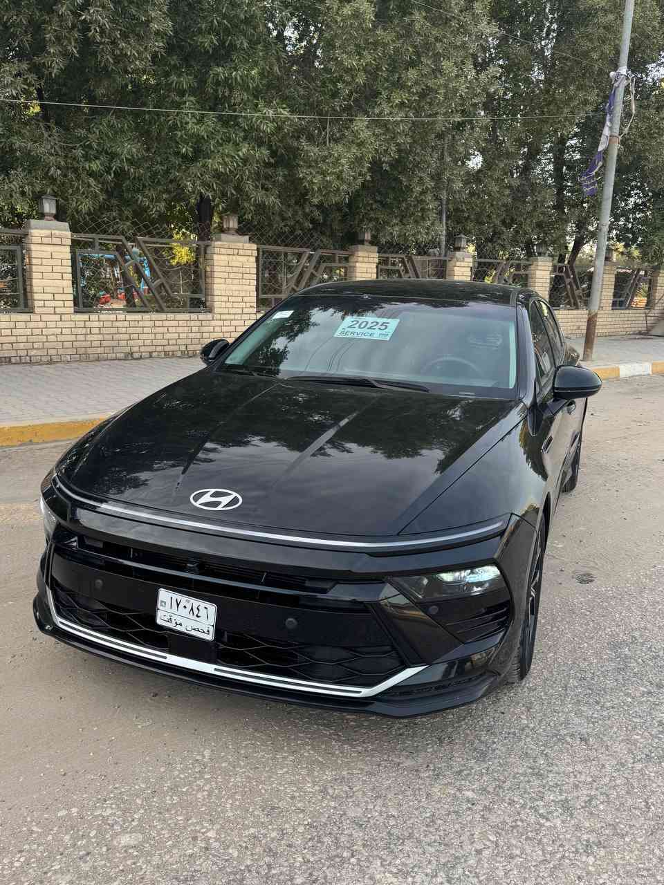 السلام عليكم هونداي سوناتا موديل 2025بحالة الوكالة  سياره زيرو ماشية 2000فقط وارد أمريكي السعر 174وبيه مجال رقم قادسية شهداء تاخذ جاهز لوحات وسنويه وكاله سنتين واصير حره حادث أمريكا بنيد فقط شرط الفحص بدون دواخل ايرباك دركه فقط صور الحادث بالمنشور السياره فول عده بنراما مكان السياره الديوانية ***********
