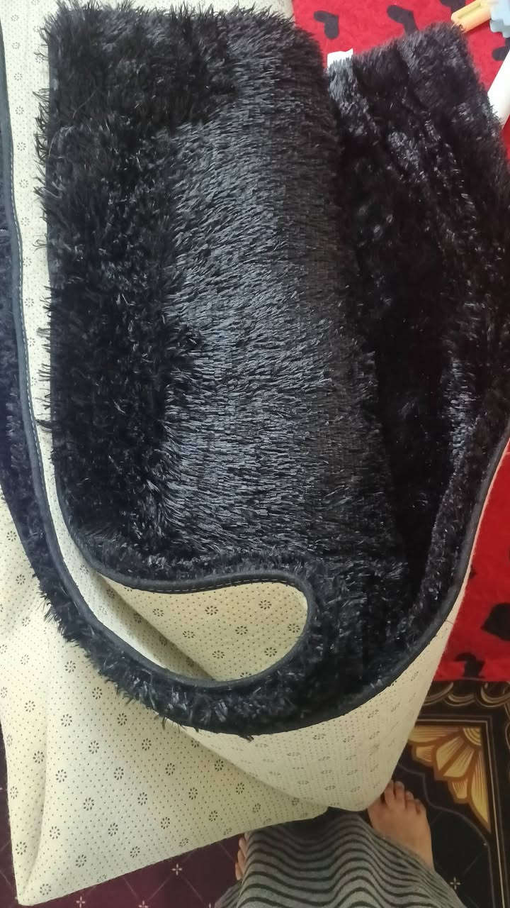 فروة قياس 3*2 أي ضرر مابيهة استخدام شهرين


**إذا كنت صاحب هذا الإعلان وتريد حذفه لأي سبب، رجاءا أرسل رسالة إلى الدعم الفني**