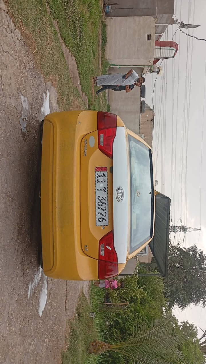 سلام عليكم كية وبتيمة
موديل 10وارد مريكي حدادية جديدة مكينة جديدة تبريد شقال ثلج طخم تواير جديد 
ضربة وارد جوة قبق لبانزين 
رقم بغداد دولي مكان ذي قار 
شطرة رقم راعي سيارة ***********
