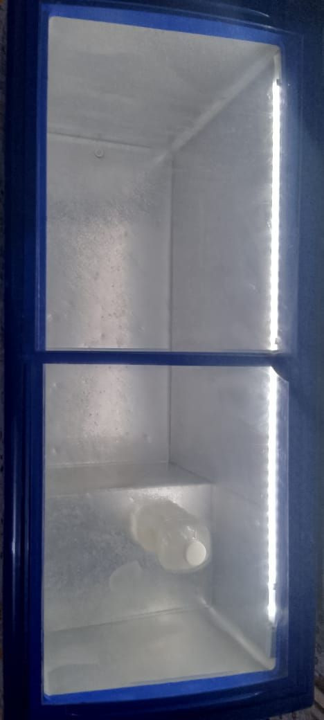 غراض للبيع نضيفات كلش 
البراد نضيف كلش شرط الفحص والشغل السعر 250
الاوفن جديد كلش بالباكيت استخدام يومين ب 100
ميز بلازمه نضيف كلش السعر 30
مكانهن بسوك الشيوخ بحي العسكري


**إذا كنت صاحب هذا الإعلان وتريد حذفه لأي سبب، رجاءا أرسل رسالة إلى الدعم الفني**