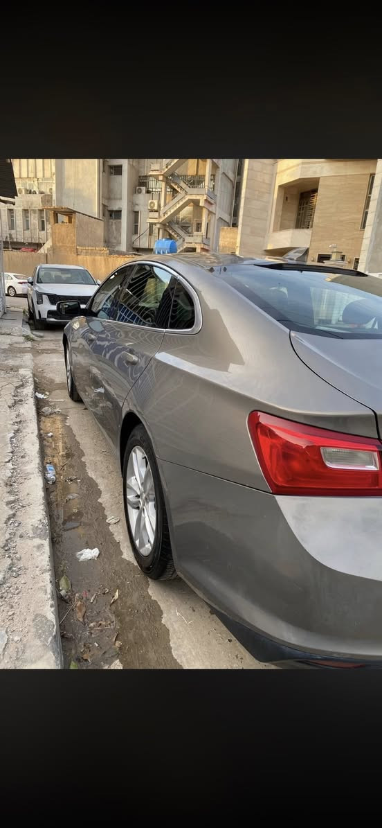 ماليبو 2017 رقم سليمانيه ب اسمي مكانها بغداد رصافه ماشيه 115 الف كيلو 
***********
